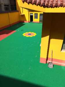 EPDM塑膠跑道，濟(jì)南幼兒園施工完成